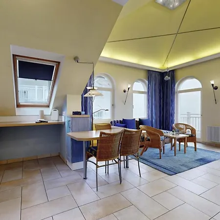 Apartment Direkt Am Mit Meerblick, Strandperle,