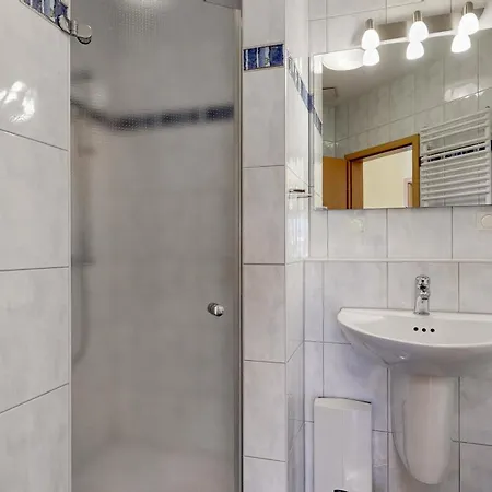 Direkt Am Mit Meerblick, Strandperle, Apartment *