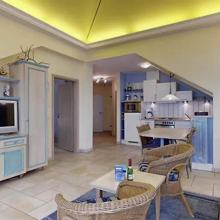 Apartment Direkt Am Mit Meerblick, Strandperle, *