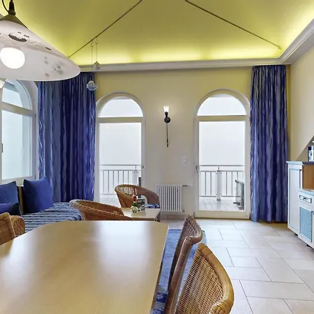 Direkt Am Mit Meerblick, Strandperle,