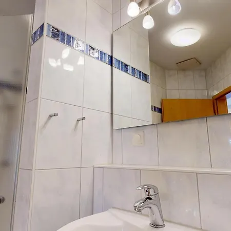 Апартаменты Direkt Am Mit Meerblick, Strandperle,