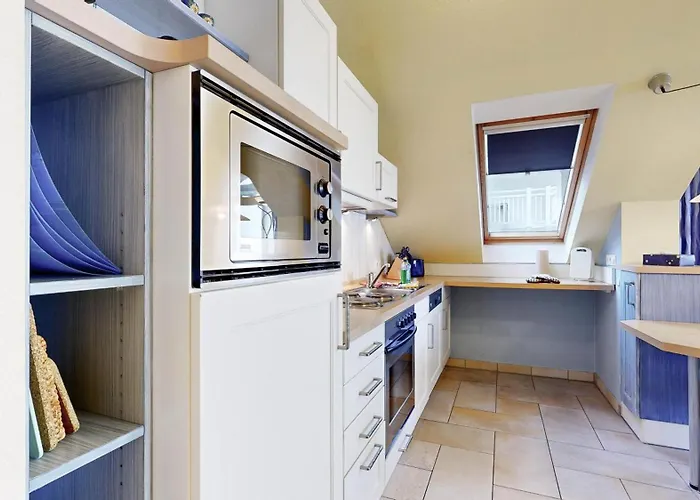 Direkt Am Mit Meerblick, Strandperle, * Binz