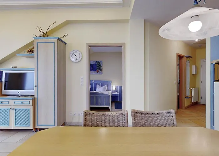 Direkt Am Mit Meerblick, Strandperle, * Binz